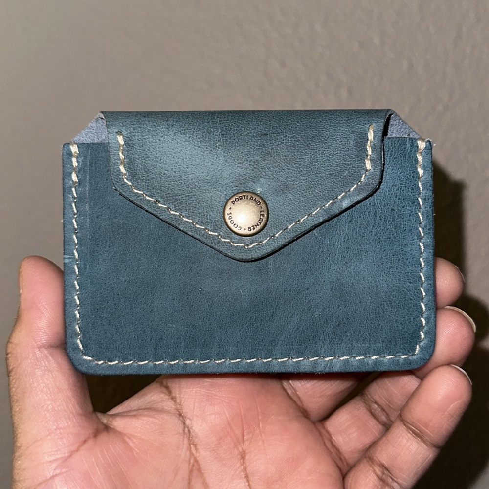 BNNU PLG lovebug wallet in Aqua